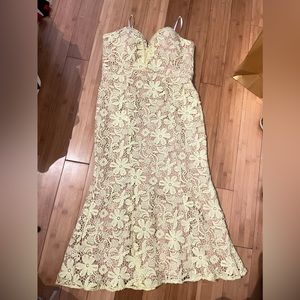 Jarlo London Patel yellow lace all over midi dress size 8-UK12